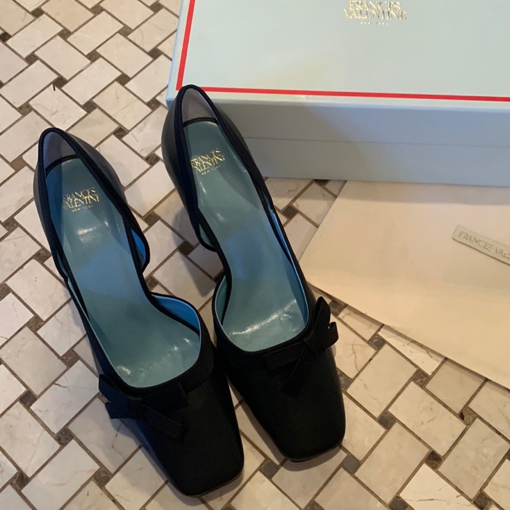 Frances Valentine Sinclair Pump Black Soft Calf Leather Bow Trim 8.5 BNIB New